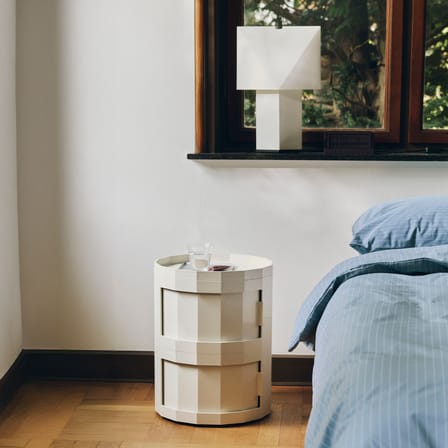 Table Lamp Aplat Small / Folded Paper - Hay | White - Base and Cable : Black - View 2