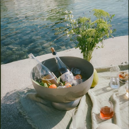 Champagne Bucket Tumbled Metal Silver / Ø 38 cm - 14,1 Liters - Ferm Living | Steel - View 1